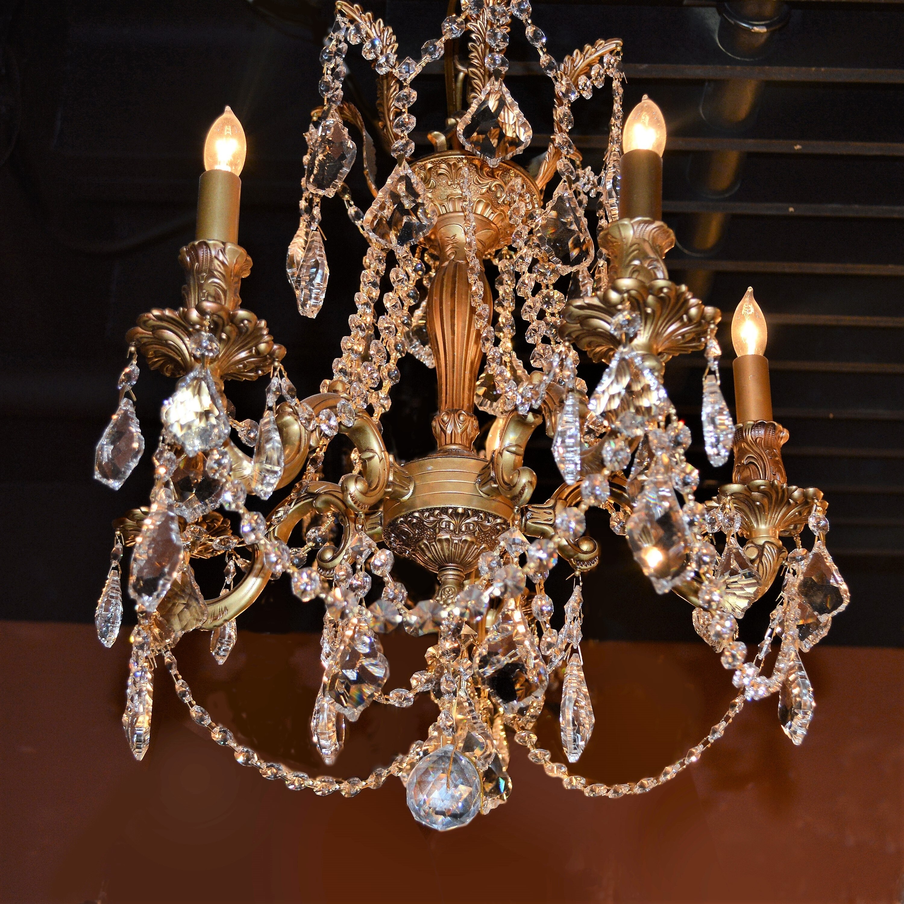 Italian Elegance 4 Light French Gold Finish and Clear Crystal Traditional Chandelier Medium 17" x 21" (4 Lights Chandelier) - Chandeliers For Bedrooms by Overstock.com