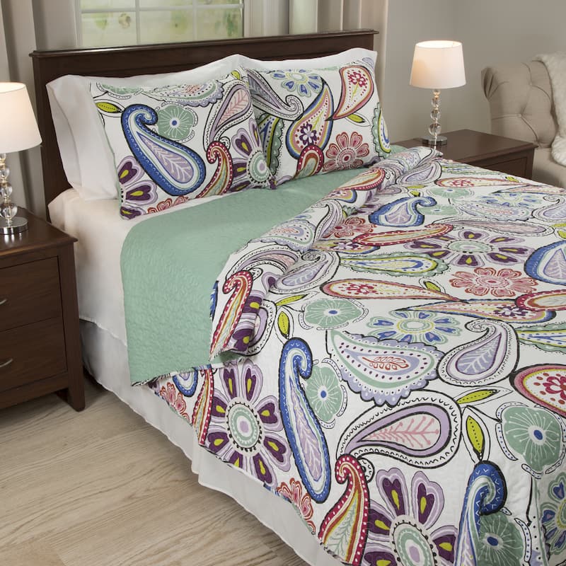 Lizzie Classic Paisley Quilt Set with Pillow Shams by Windsor Home (Multicolor) - Twin