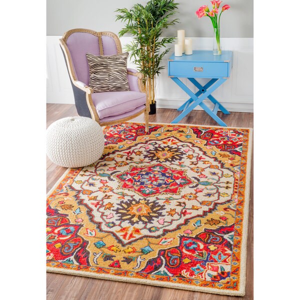 nuLOOM Handmade Native Floral Medallion Red Rug (7'6 x 9'6)