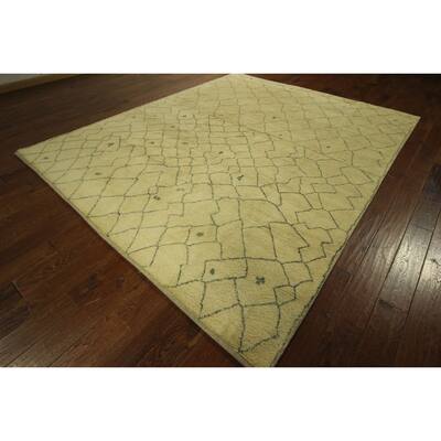 Soft Plush Wool Hand-knotted Moroccan Berber Ivory Broken Design Area Rug (8'2 x 10'1)