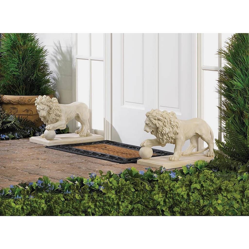Elegant Outdoor Lion Sculptures