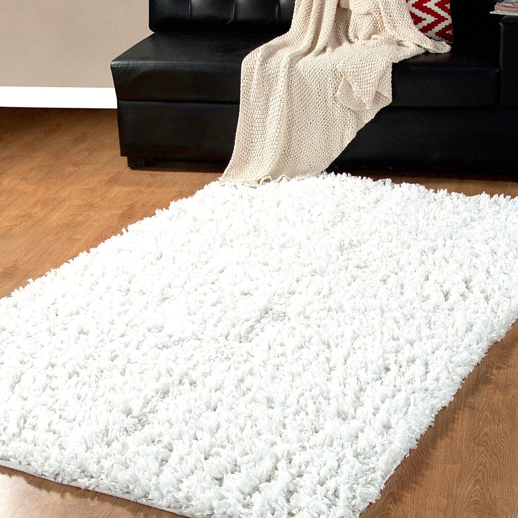 Fancy Yarns Hand-Woven Cozy Shag Rug (5 feet x 8 feet)