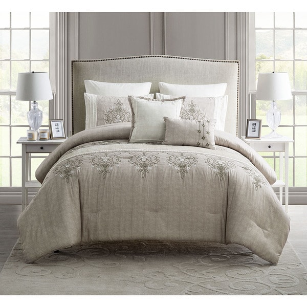 VCNY Grace Embroidered Comforter Set
