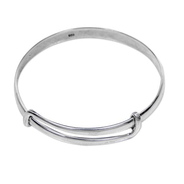 Handmade Sterling Silver 'Tender Embrace' Bracelet (Indonesia)