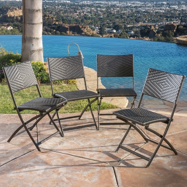 Outdoor folding chairs best sale bed bath and beyond