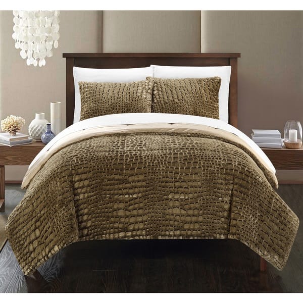 Shop Chic Home Caimani Gold Faux Fur Queen 3 Piece Comforter Set