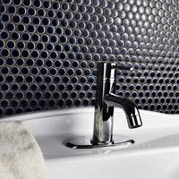 SomerTile 12x12.625-inch Penny Noir Porcelain Mosaic Floor and Wall Tile (10 tiles/10.74 sqft.)