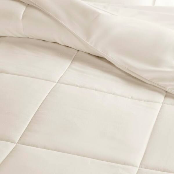 Shop Soft Essentials Premium Ultra Soft Down Alternative Comforter