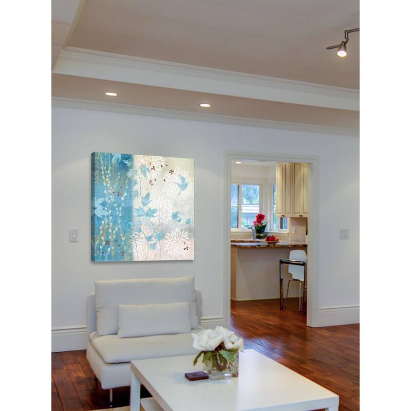 Marmont Hill - Chrysanthemum Bird I by Evelia Painting Print on Canvas - Multi-Color