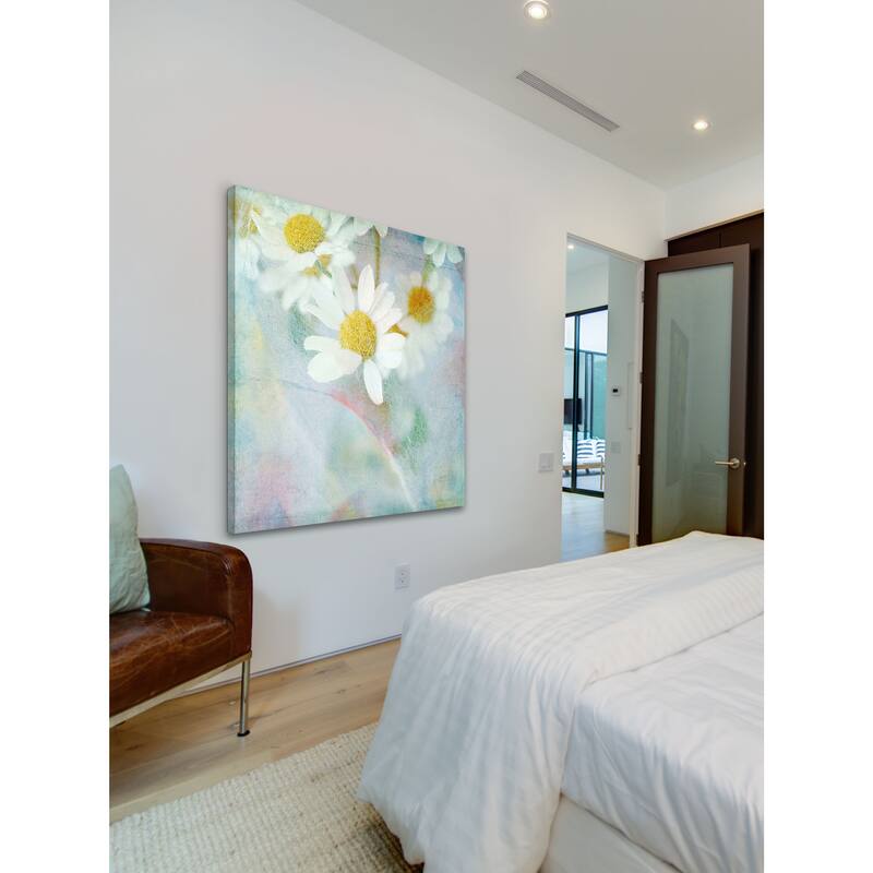 Marmont Hill Julie Joy 'White Daisy 1' Painting Print on Canvas - Multi-Color