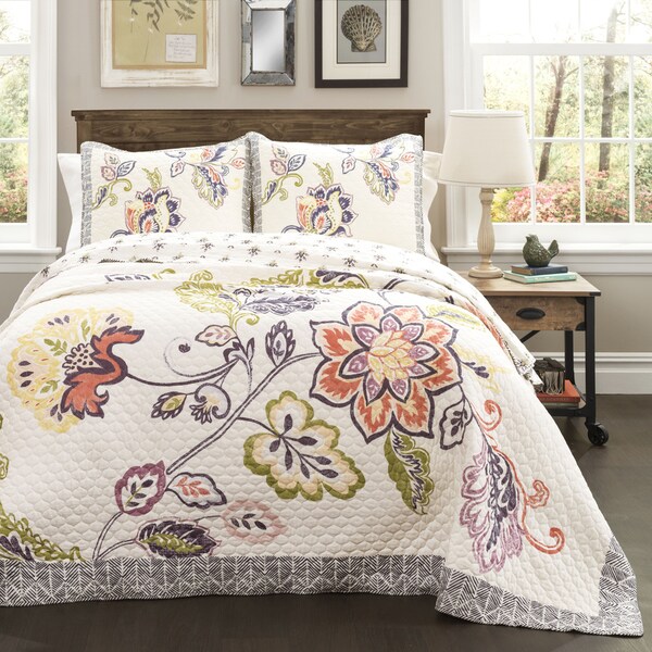 The Gray Barn Dogwood Cotton 3-piece Quilt Set