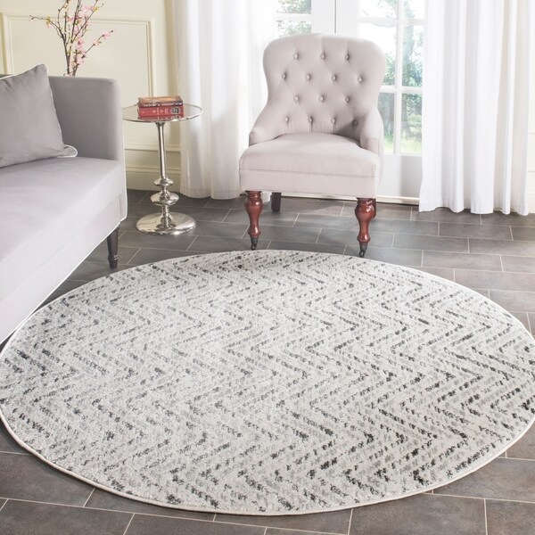 Safavieh Adirondack Vintage Chevron Ivory / Charcoal Rug - 6' Round