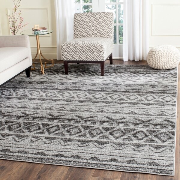Safavieh Adirondack Modern Boho Ivory / Charcoal Rug - 8' x 10'
