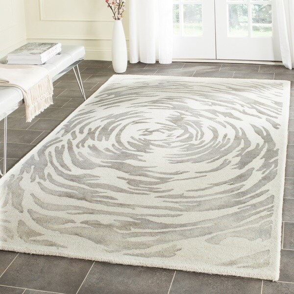 Safavieh Handmade Bella Ivory/ Grey Wool Rug (8' x 10')