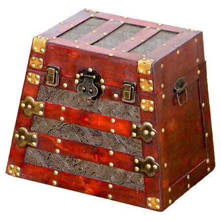Antique Style Wooden Pyramid Trunk - Red