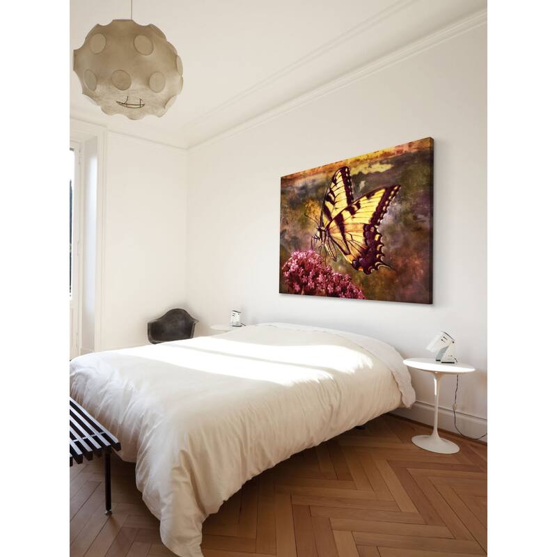 Marmont Hill - Beauty In The Rough by Robertson Painting Print on Canvas - Multi-Color