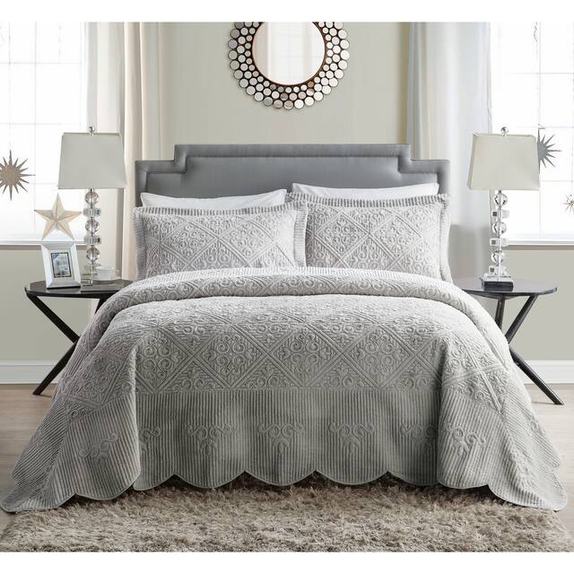 VCNY Westland Plush Quilted Bedspread Set