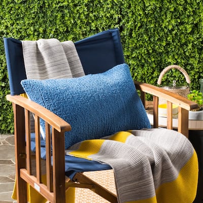 SAFAVIEH Soleil Solid Indoor/ Outdoor Light Marine Blue 12-inch x 20-inch Throw Pillows (Set of 2)