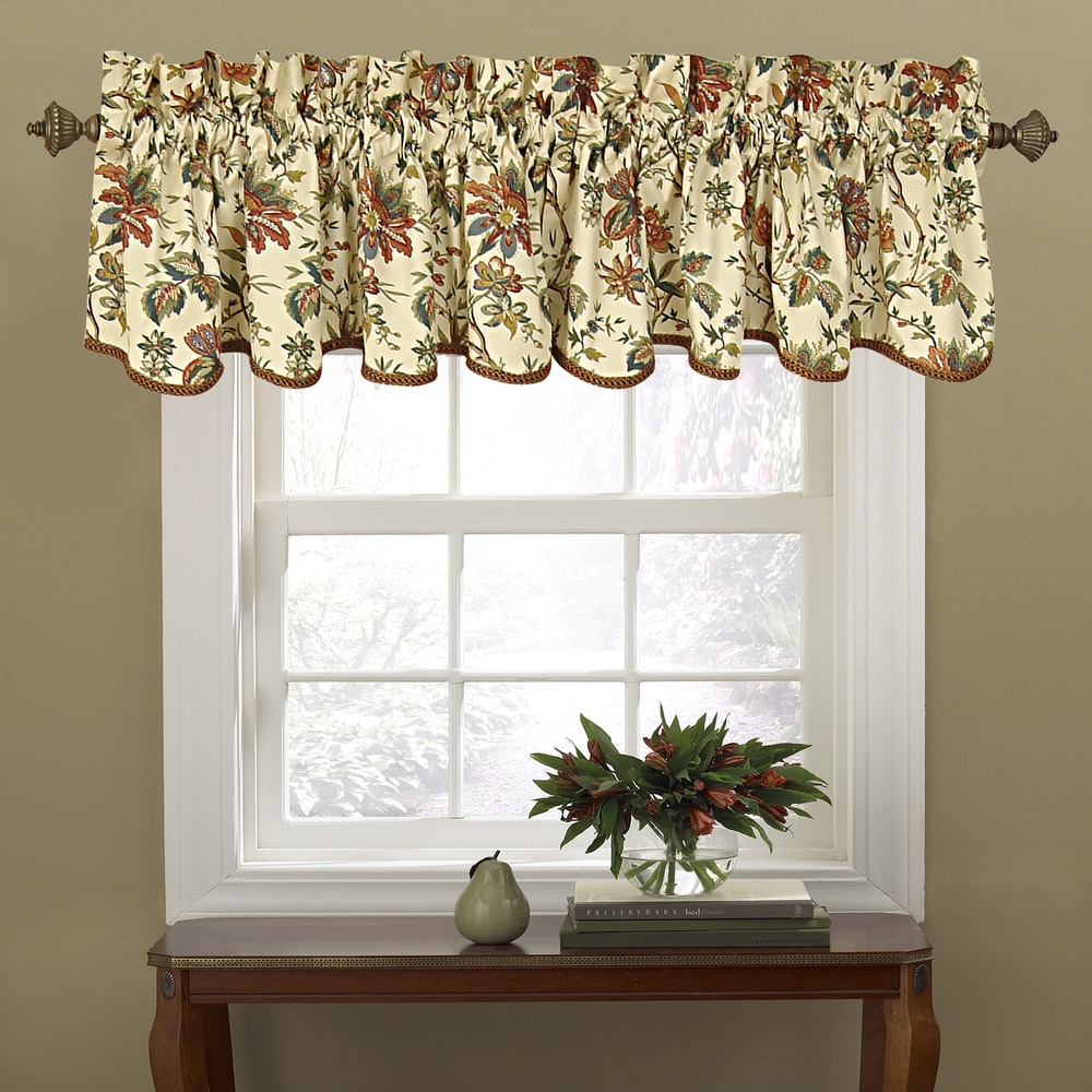 WAVERLY NORFOLK SCALLOP LAYERED VALANCE 100% COTTON FLORAL PLAID RED 60X16 