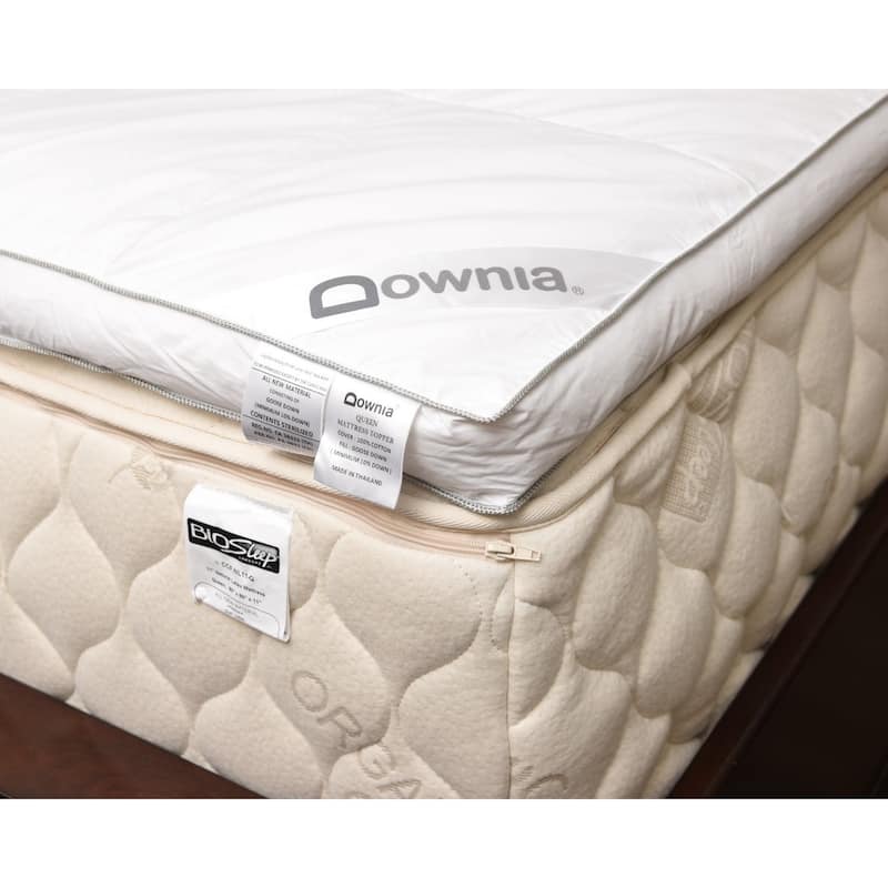 Downia Luxury White Goose Featherbed Mattress Topper