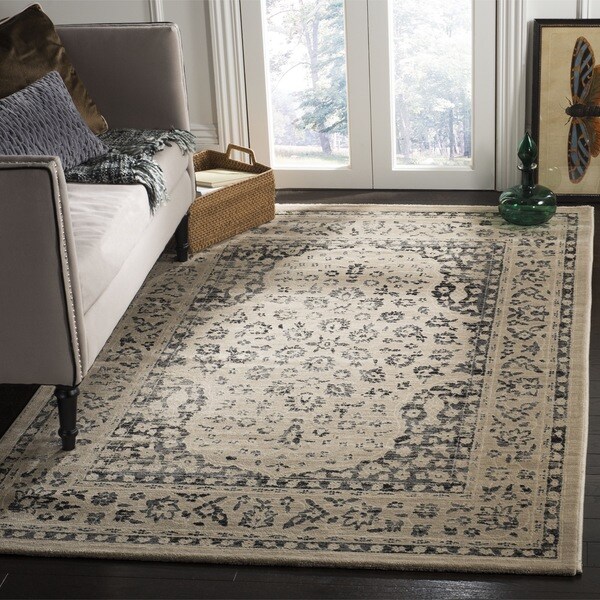 Safavieh Evoke Vintage Oriental Beige/ Blue Distressed Rug - 8' x 10'