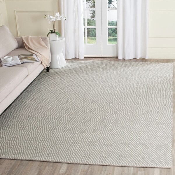 Safavieh Hand-Hooked Wilton Silver/ Ivory Wool Rug - 8' x 10'