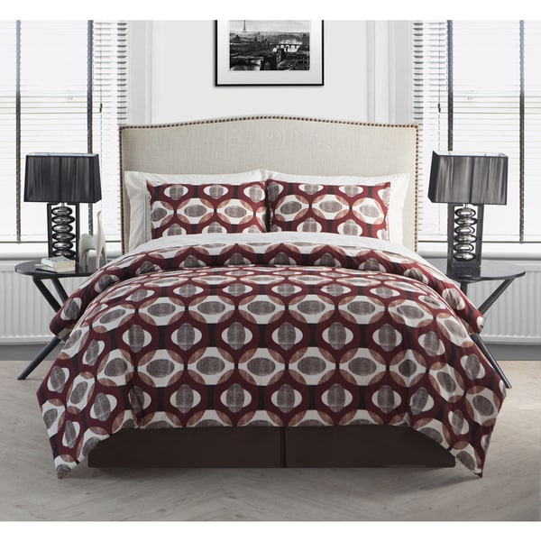 VCNY Niobe Red 8-piece Bed in a Bag with Sheet Set