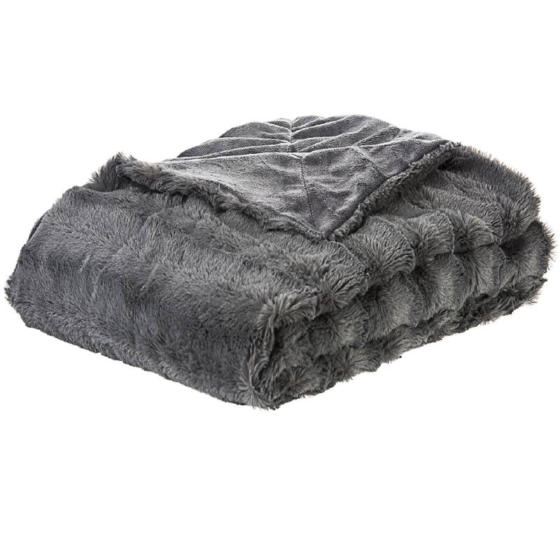 Cheer Collection Faux Fur/ Microplush Reversible Throw Blanket - 50"x60" - Grey