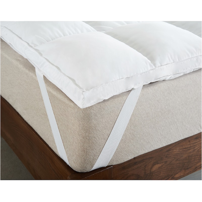 Cheer Collection Luxury Down Alternative Mattress Topper - White