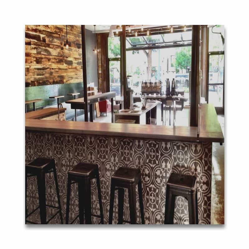 Handmade Casa in Grey and White Tile (Morocco)