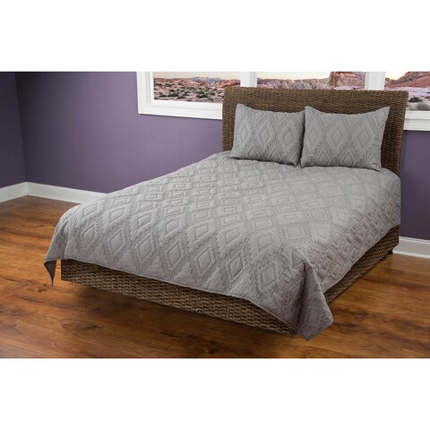 Rizzy Home Tapper Grey Quilt
