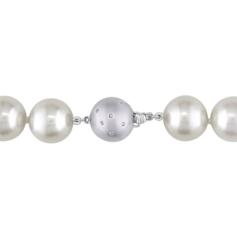 Miadora Signature Collection 14k White Gold Cultured South Sea White Pearl and Diamond Accent Strand Necklace (12-14 mm)