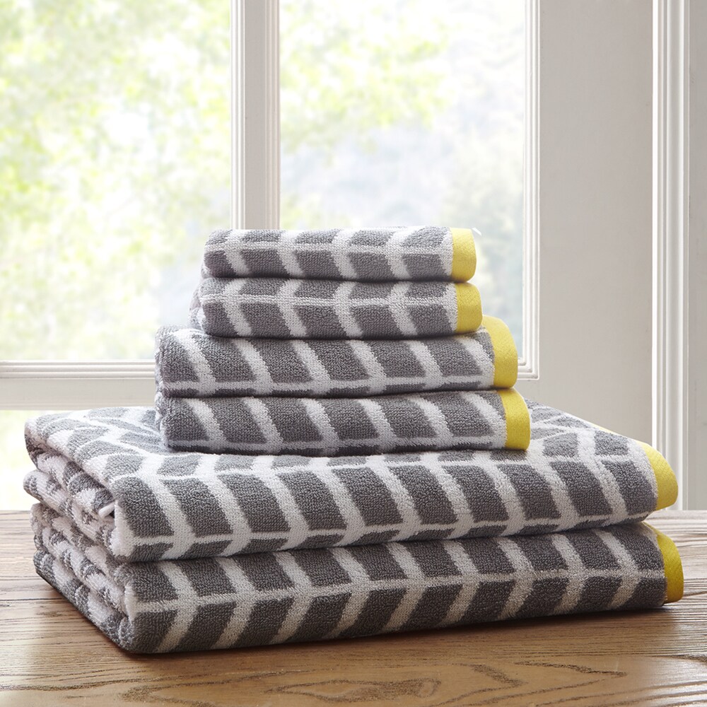 grey patterned bath towels