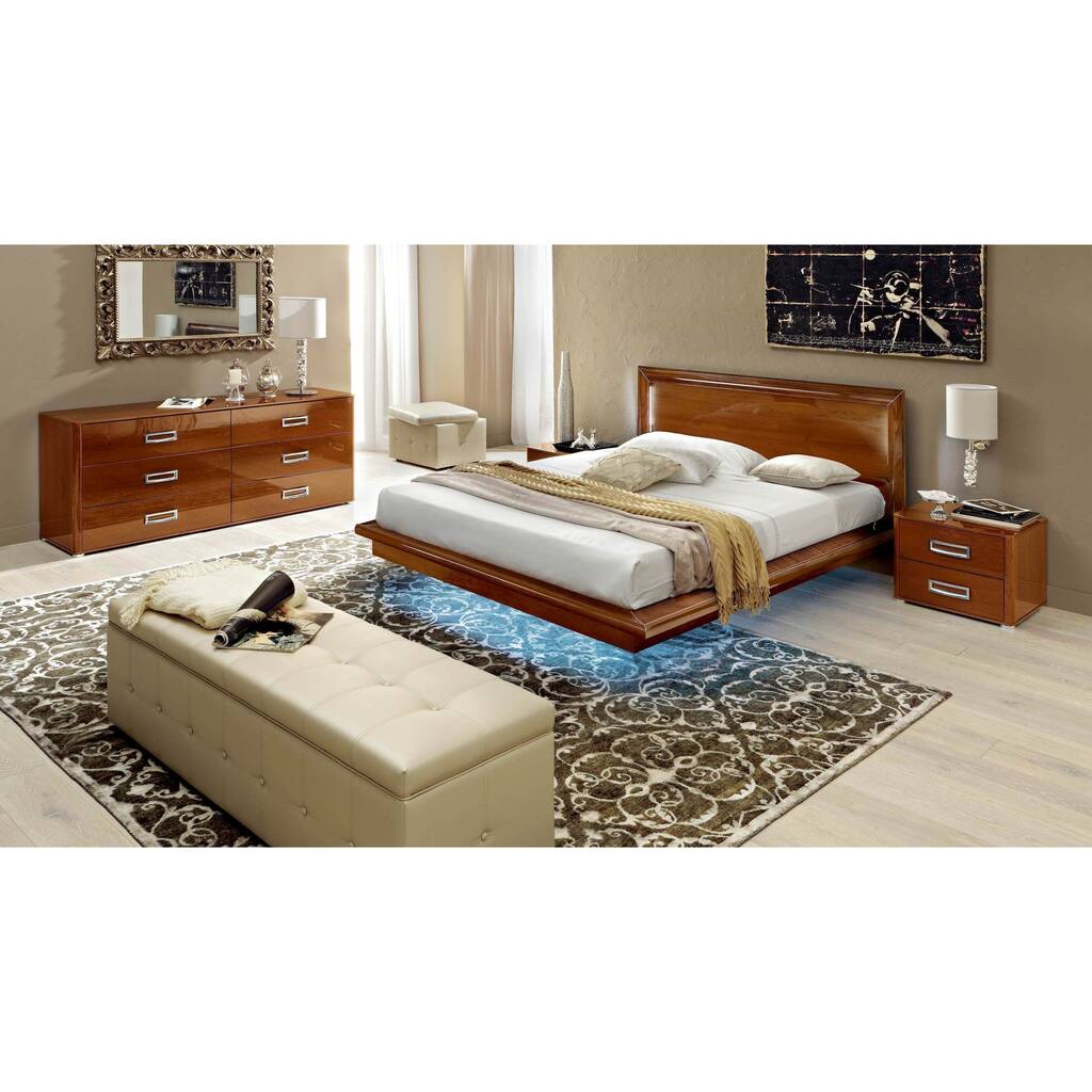 Luca Home Walnut Platform 3-piece Queen Bedroom Set