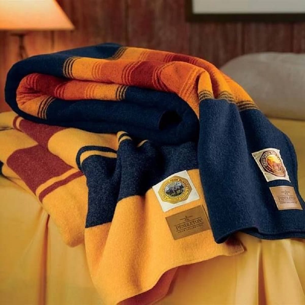 yellowstone blanket