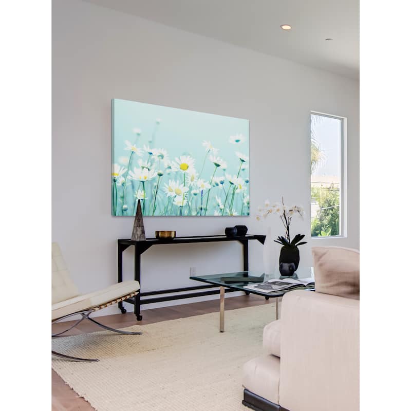 Marmont Hill - 'Dancing Daisies' by Robert Dickinson Painting Print on Canvas - Multi-Color