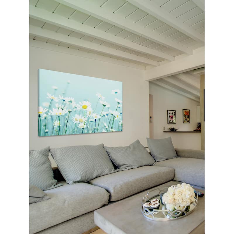 Marmont Hill - 'Dancing Daisies' by Robert Dickinson Painting Print on Canvas - Multi-Color