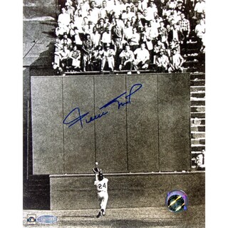 Willie Mays The Catch 8x10 Photo (Say Hey! Holo Only)