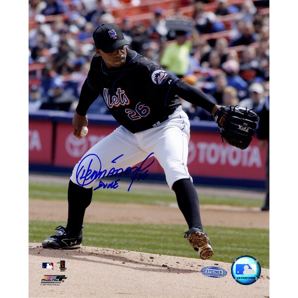 Orlando Hernandez Mets Action 8x10 Photo