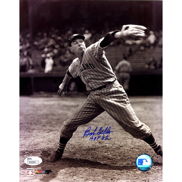 Bob Feller Pitching Vertical B/W 8x10 Photo w/ "HOF 62" Insc ( JSA )