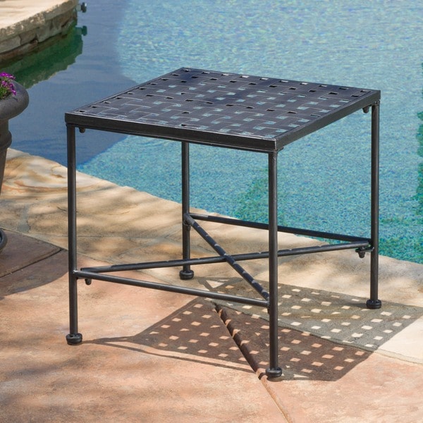 hotel outdoor end tables