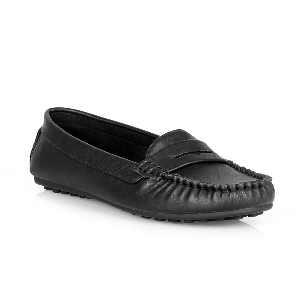 women's round toe loafers
