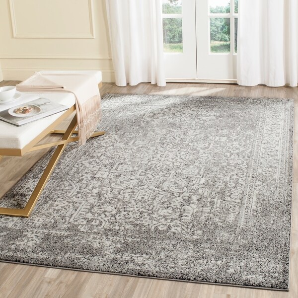 Safavieh Evoke Vintage Oriental Grey / Ivory Distressed Rug - 5'1" x 7'6"