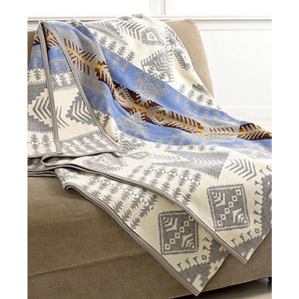 Pendleton quilted 2024 reversible throw blanket