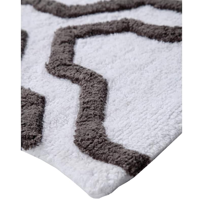 Saffron Fabs Cotton Quatrefoil Bath Rug