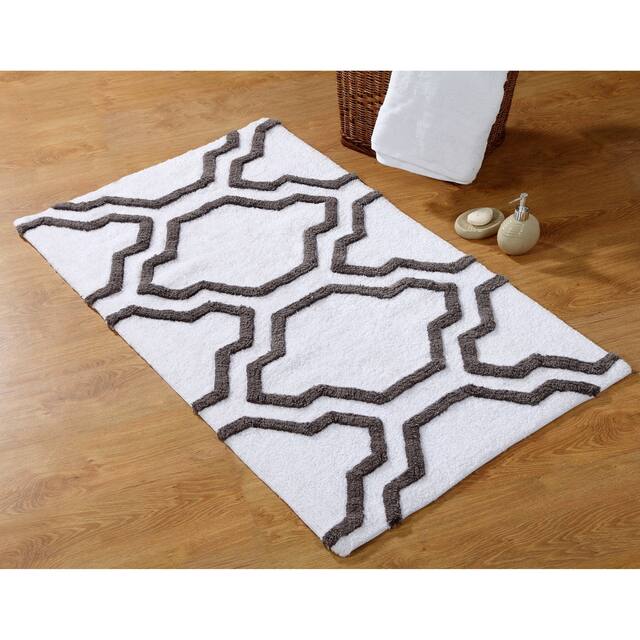 Saffron Fabs Cotton Quatrefoil Bath Rug - 21 x 34 - White/Grey