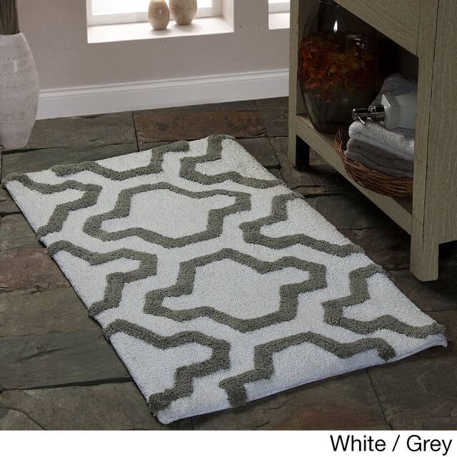 Saffron Fabs Cotton Quatrefoil Bath Rug