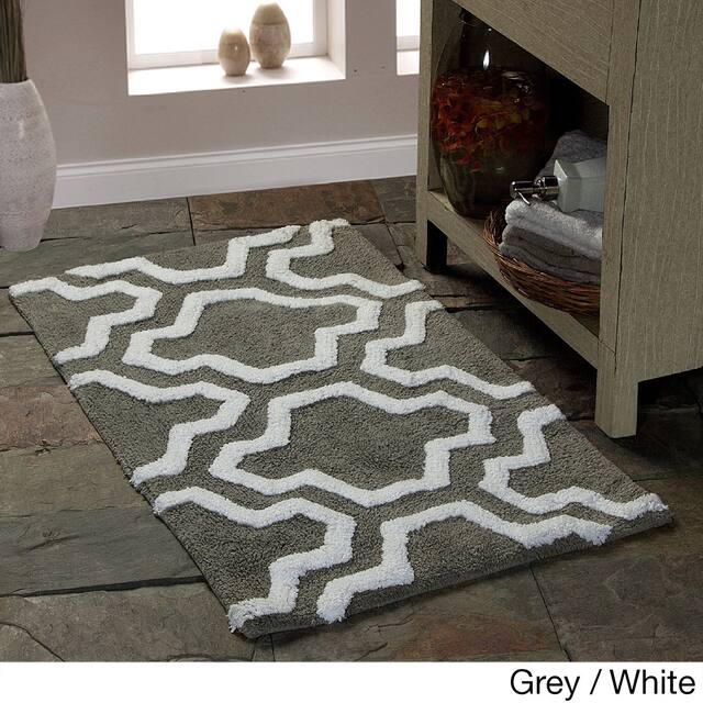 Saffron Fabs Cotton Quatrefoil Bath Rug