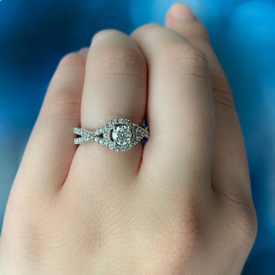 Miadora 14k White Gold 4/5ct TDW Diamond Halo Crossover Engagement Ring