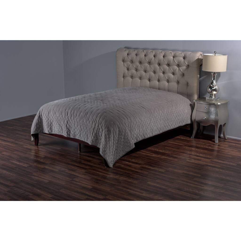 Embroidered Giavonna Quilt